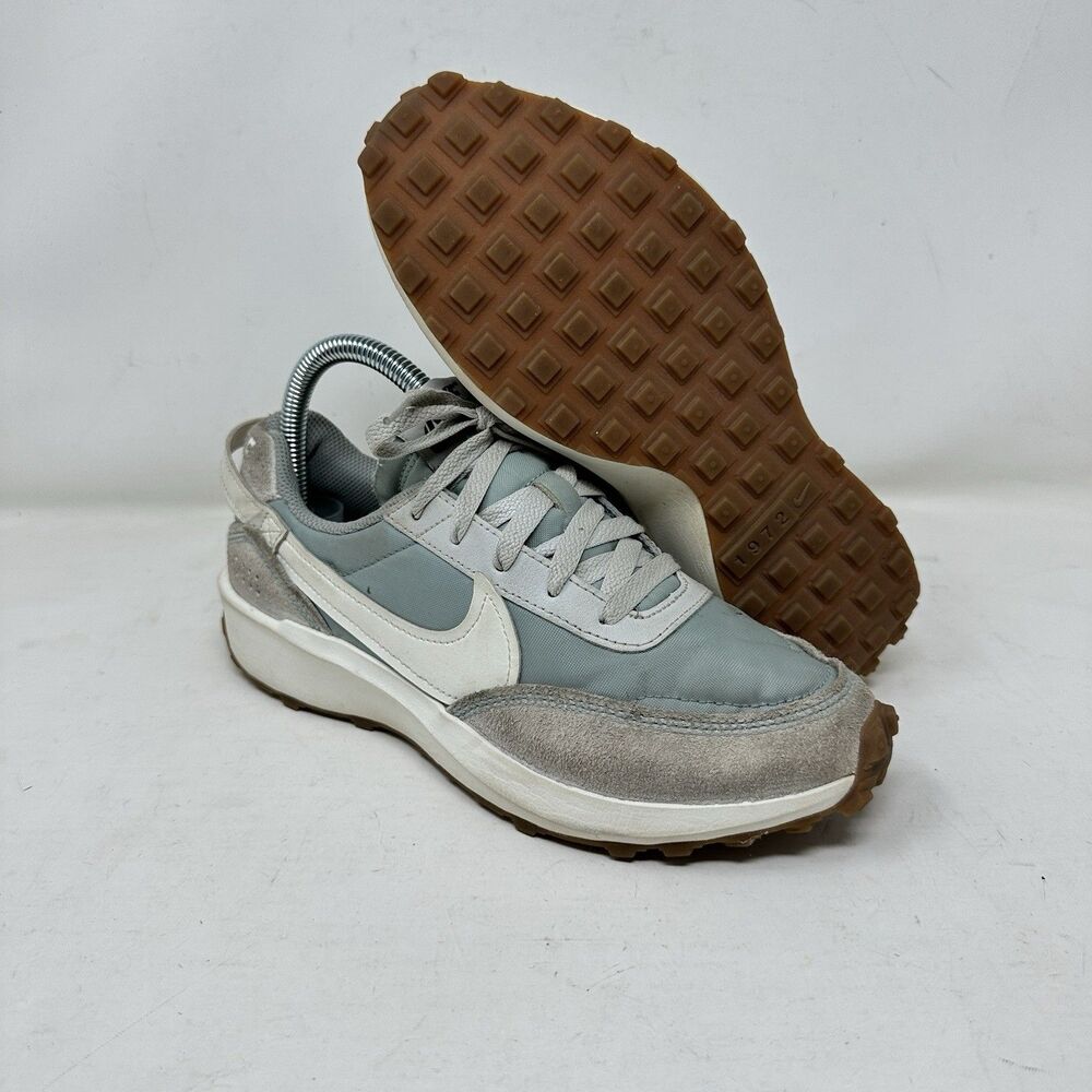 Nike Waffle Debut Women's Size 7 Shoes Light Pumice Photon Dust DH9523-006